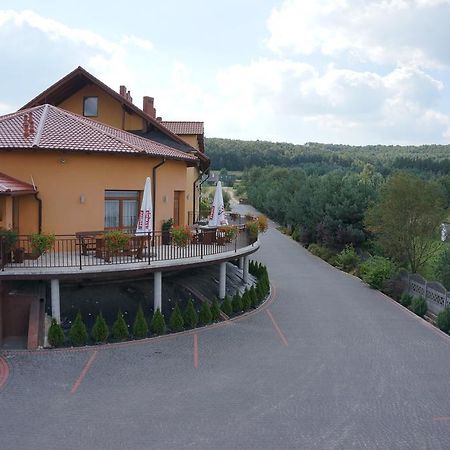 Hotel & Restauracja Okraglak Chęciny 外观 照片