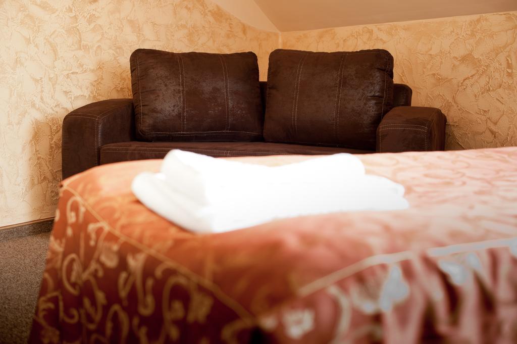 Hotel & Restauracja Okraglak Chęciny 客房 照片