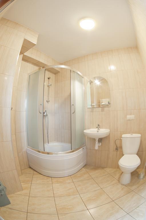 Hotel & Restauracja Okraglak Chęciny 客房 照片