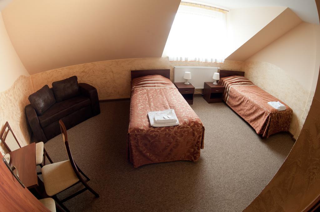 Hotel & Restauracja Okraglak Chęciny 客房 照片